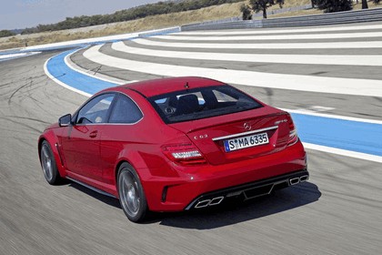 2011 Mercedes-Benz C63 AMG coupé Black Series 14