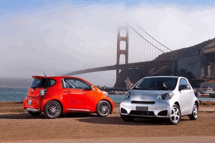 2012 Scion iQ 8