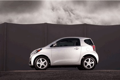 2012 Scion iQ 16