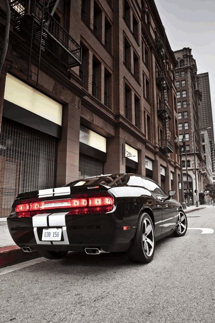 2012 Dodge Challenger SRT8 392 16