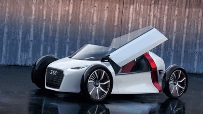 2011 Audi urban concept spyder 24