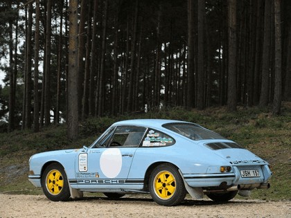 1965 Porsche 911 SWB - FIA rally car 3