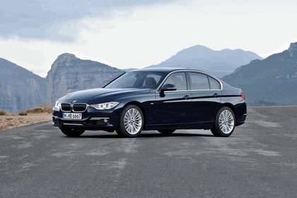 2011 BMW 3er ( F30 ) luxury line 1