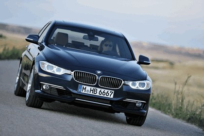 2011 BMW 3er ( F30 ) luxury line 6