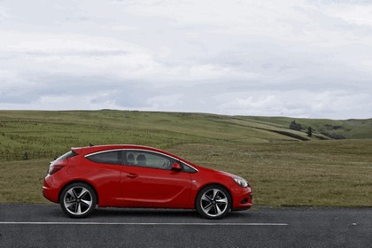 2012 Vauxhall Astra GTC 11