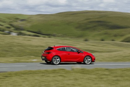 2012 Vauxhall Astra GTC 33