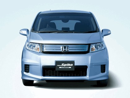 2011 Honda Freed Spike Hybrid 4