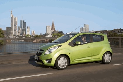 2013 Chevrolet Spark 46