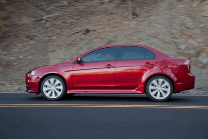 2012 Mitsubishi Lancer GT Touring 11