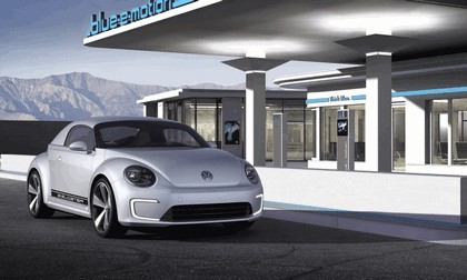 2012 Volkswagen E-Bugster concept 2