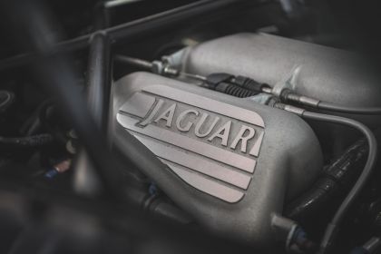 1992 Jaguar XJ220 21