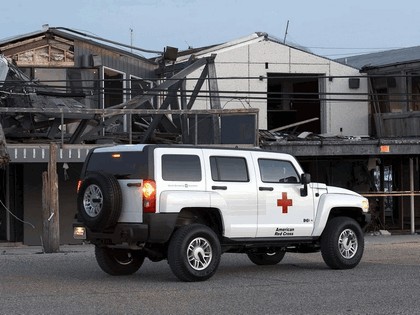 2006 Hummer H3 American Red Cross 4