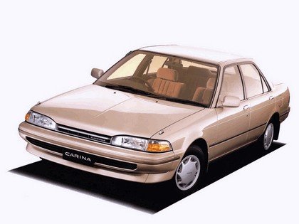 1988 Toyota Carina ( T170 ) 1