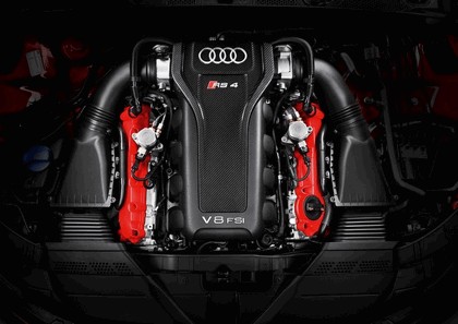 2012 Audi RS4 Avant 35