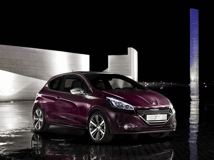 2012 Peugeot 208 XY concept 5