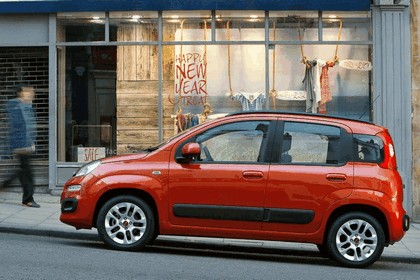 2012 Fiat Panda - UK version 16