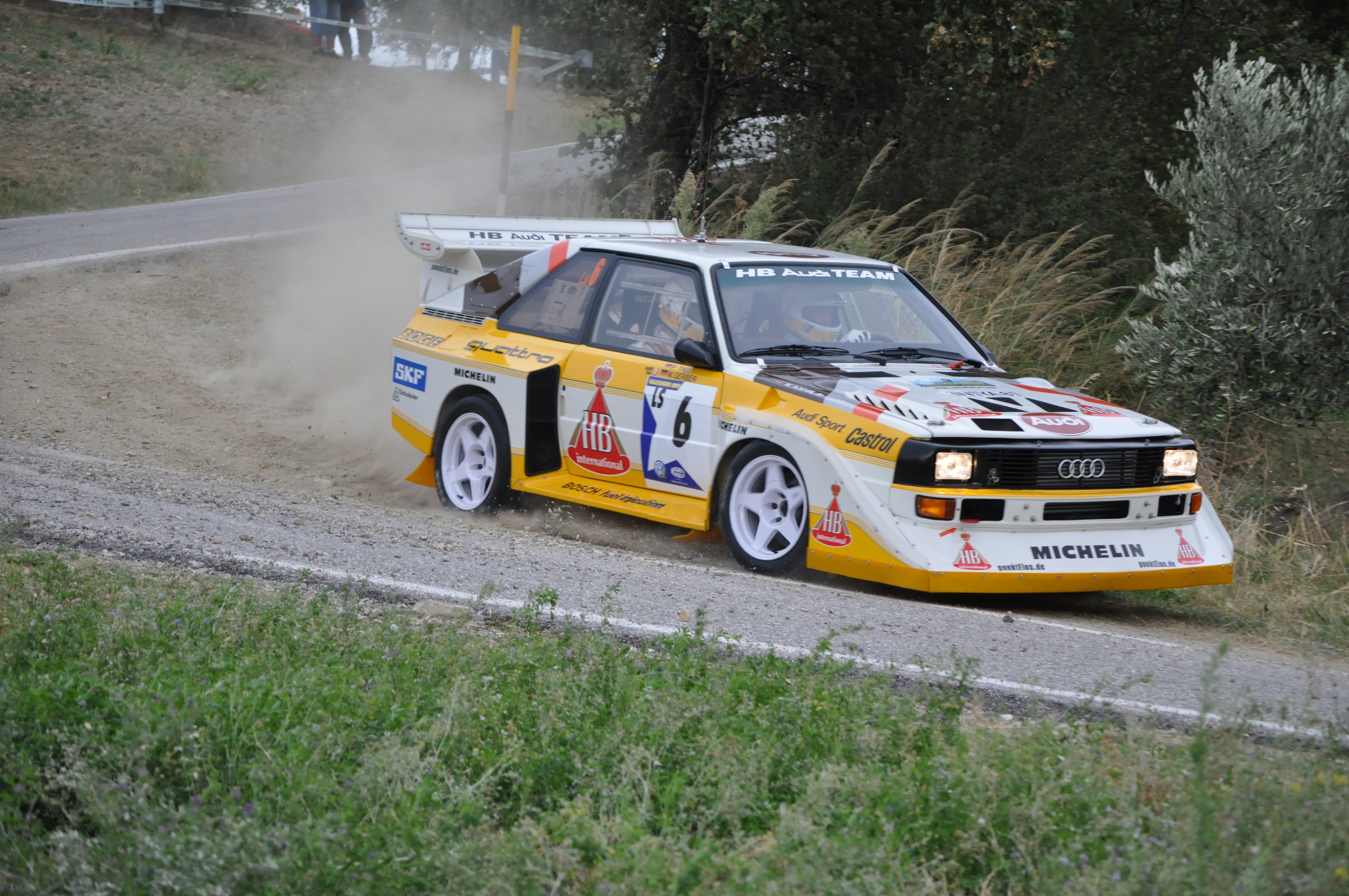 Audi quattro s1 rally