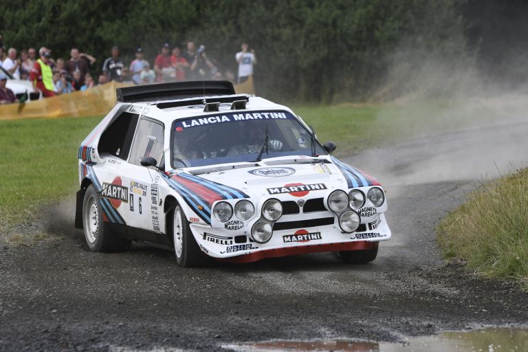 Lancia Delta s4 Rally car