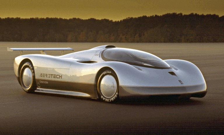 1988 Oldsmobile Aerotech concept 370036