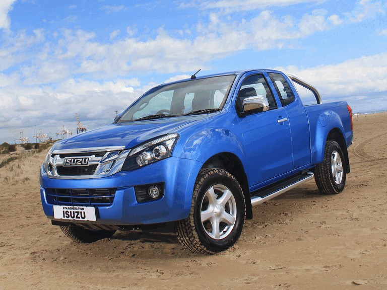 2013 Isuzu KB 300 Extended Cab 377426