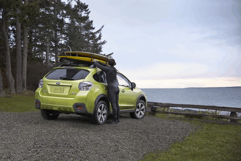 2013 Subaru XV Crosstrek Hybrid - USA version 381611