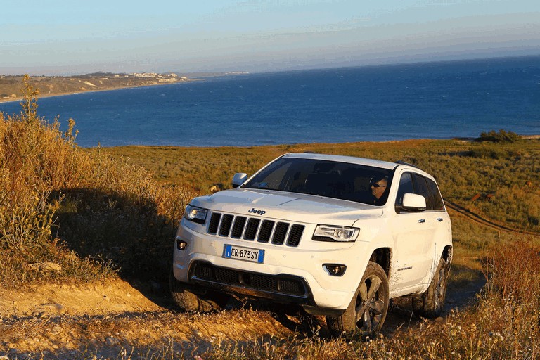 2013 Jeep Grand Cherokee Overland - Europe version 385190