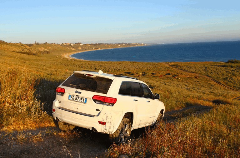 2013 Jeep Grand Cherokee Overland - Europe version 385191