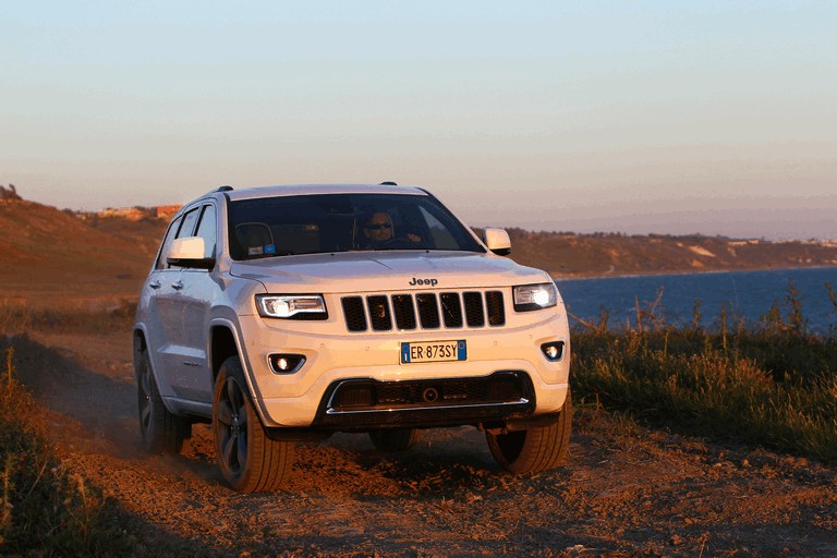 2013 Jeep Grand Cherokee Overland - Europe version 385192