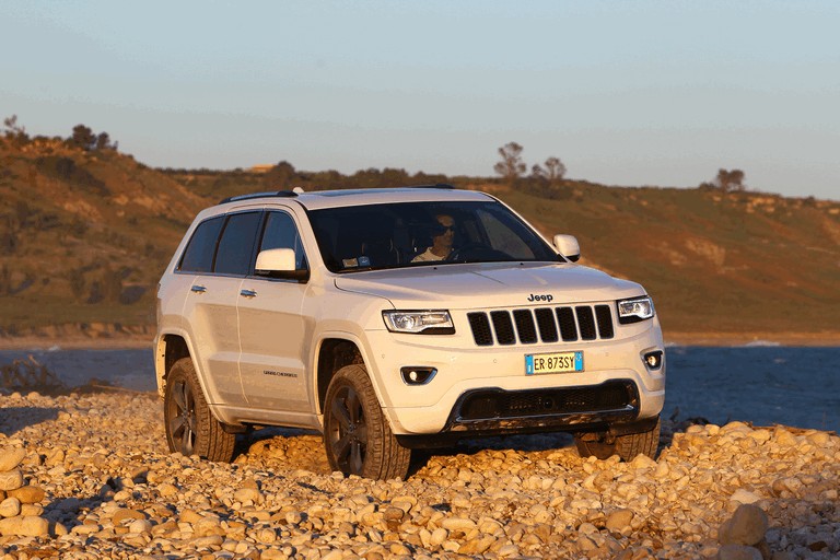 2013 Jeep Grand Cherokee Overland - Europe version 385193