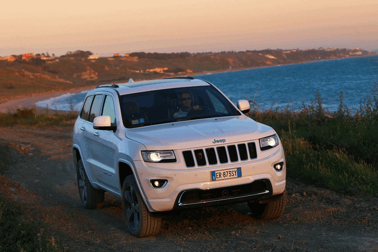 2013 Jeep Grand Cherokee Overland - Europe version 385195