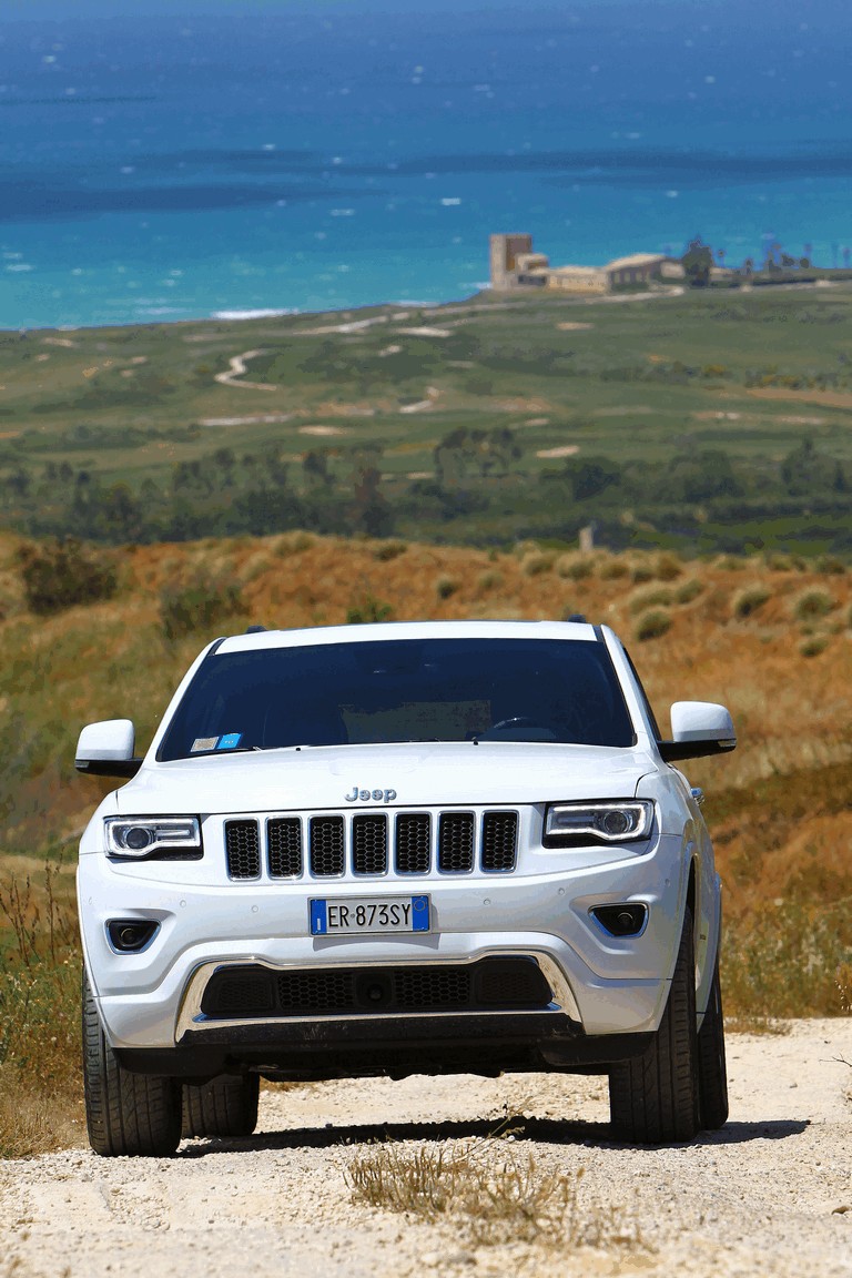 2013 Jeep Grand Cherokee Overland - Europe version 385197