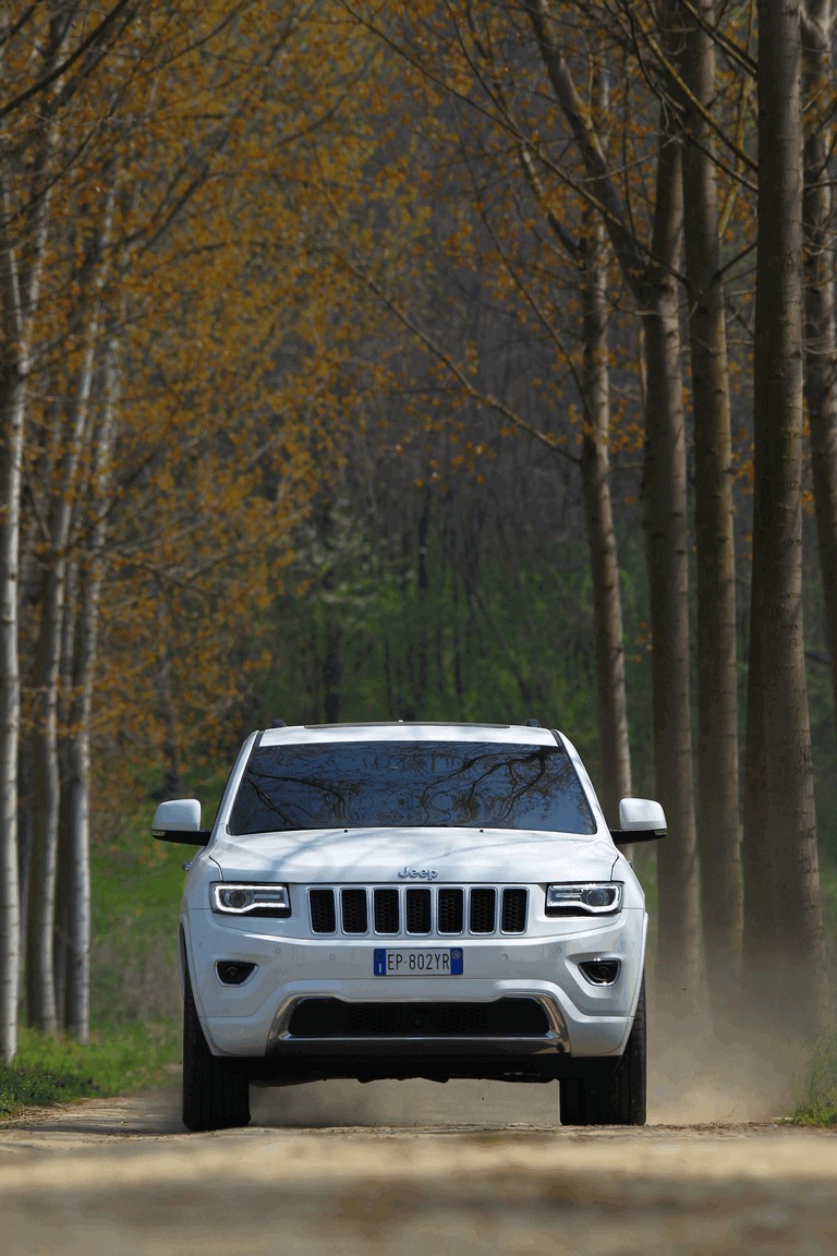 2013 Jeep Grand Cherokee Overland - Europe version 385214