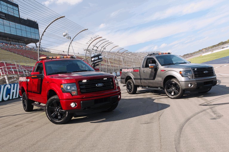 2014 Ford F-150 Tremor - Nascar Pace Truck 398733