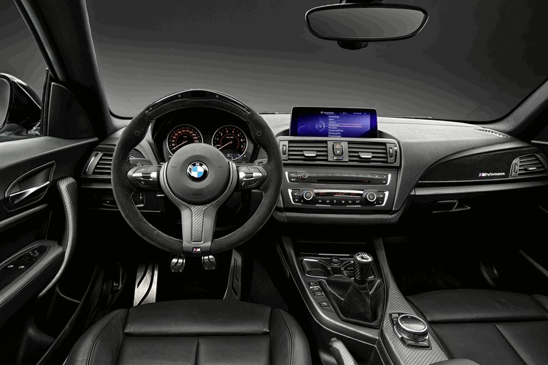 2013 BMW M235i ( F22 ) with M Performance Parts 404437