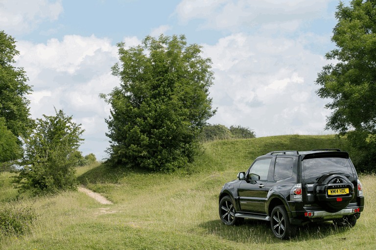 2014 Mitsubishi Shogun SWB Barbarian 415907