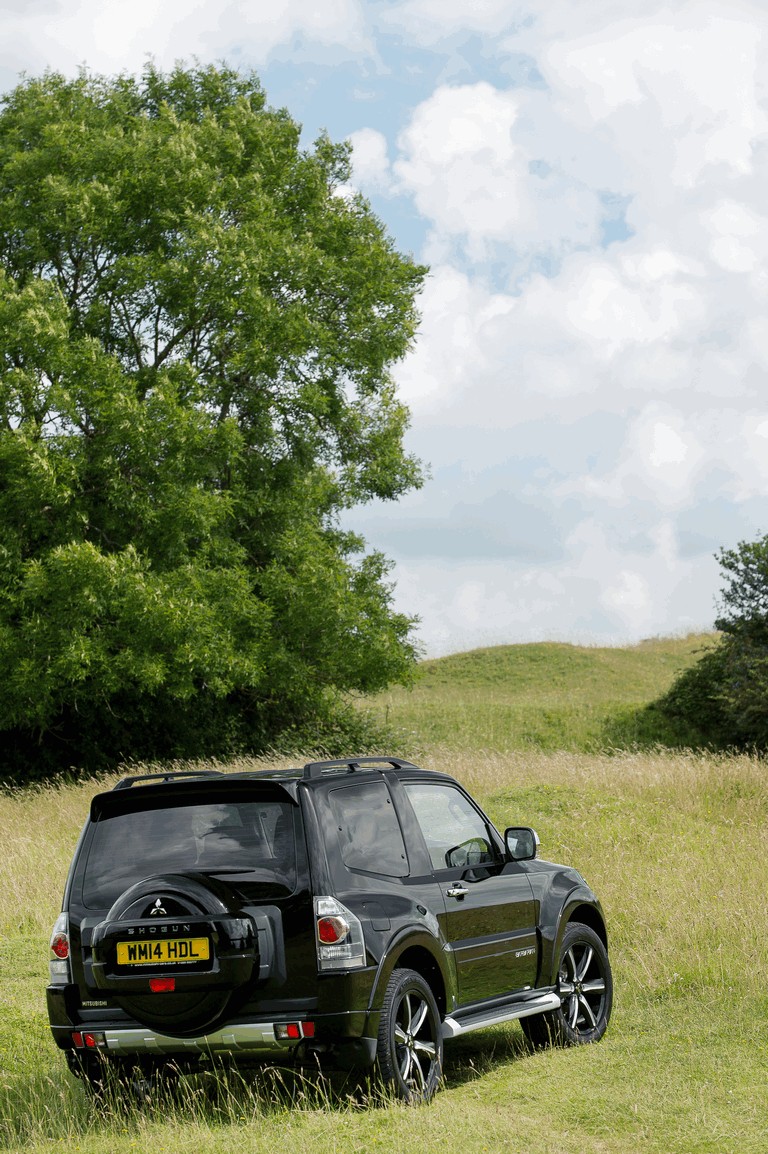 2014 Mitsubishi Shogun SWB Barbarian 415913