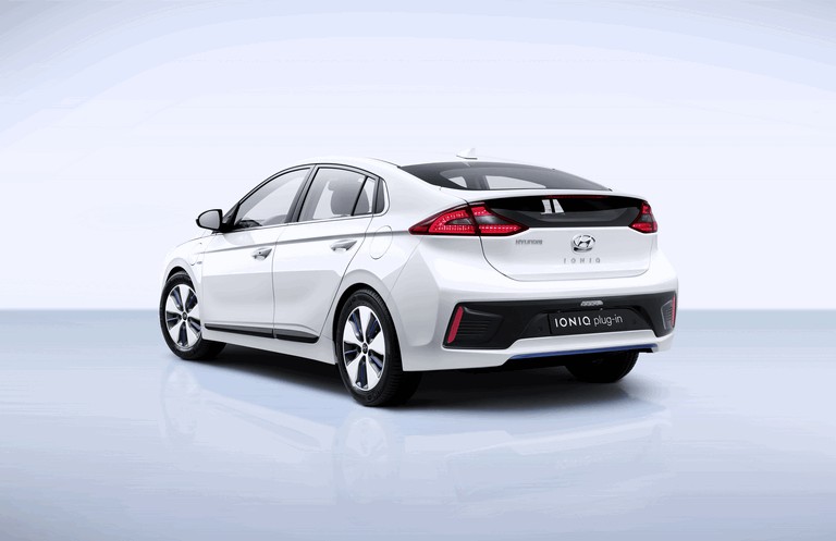 2016 Hyundai Ionic Plug-in concept 443458