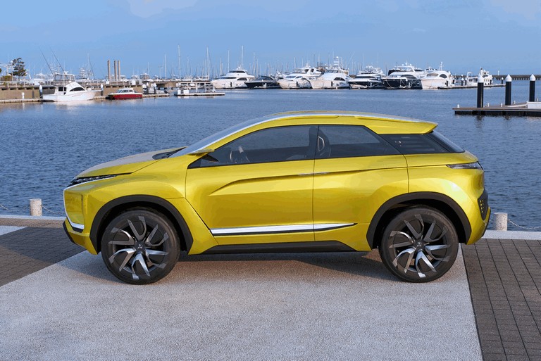 2016 Mitsubishi eX concept 444448