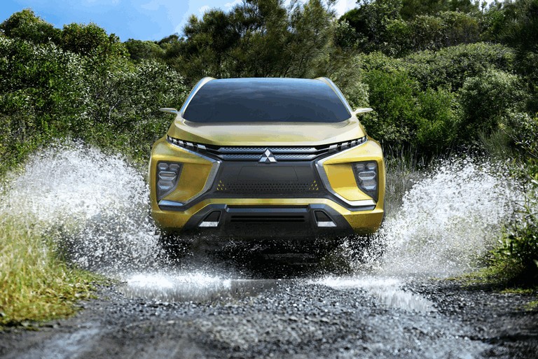 2016 Mitsubishi eX concept 444454