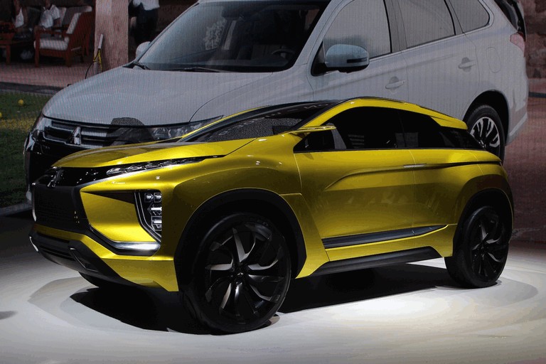 2016 Mitsubishi eX concept 444468