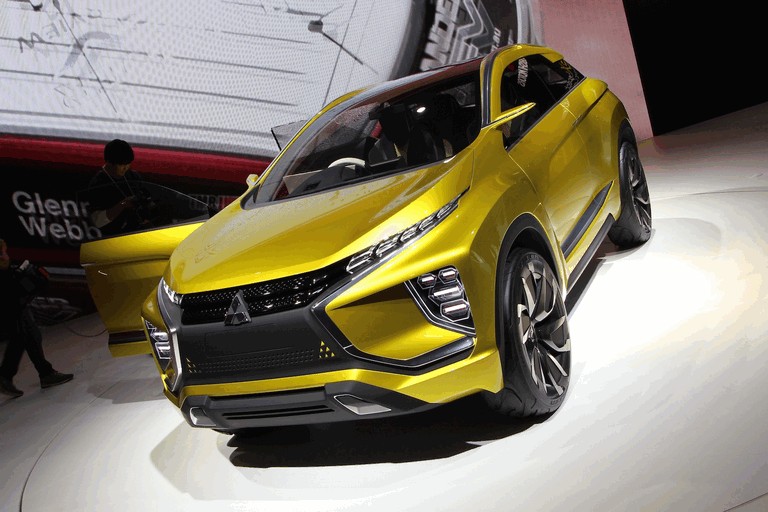 2016 Mitsubishi eX concept 444471