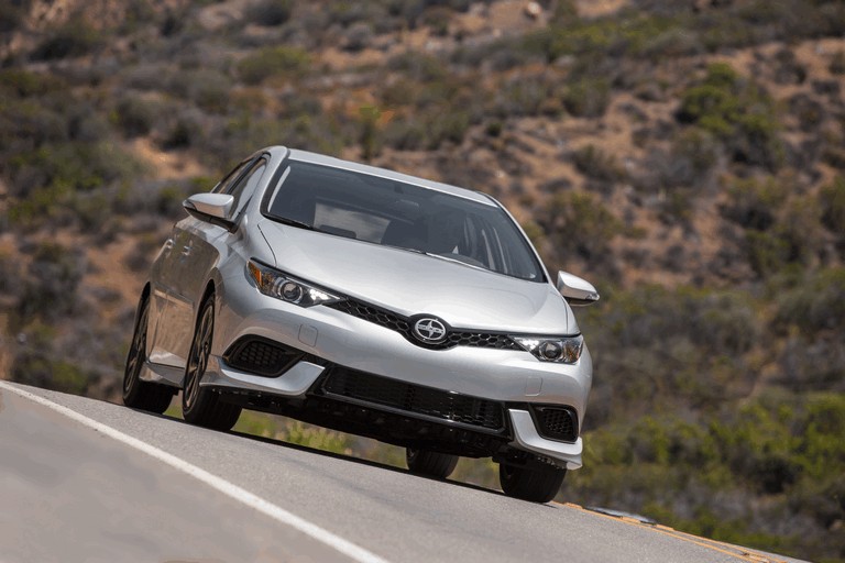 2016 Scion iM 445144