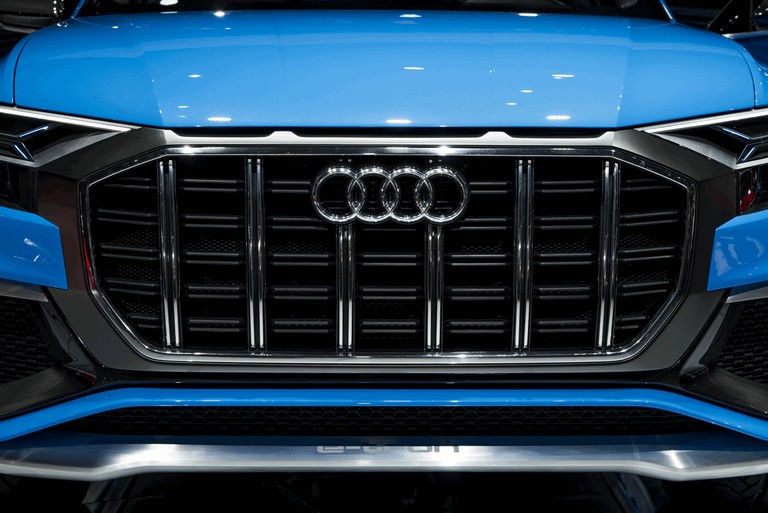 2017 Audi Q8 concept 456460