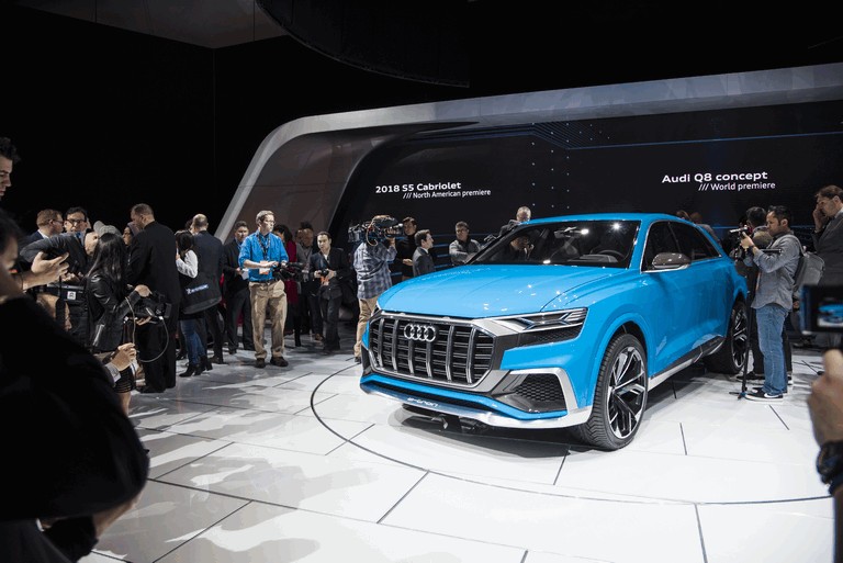 2017 Audi Q8 concept 456466