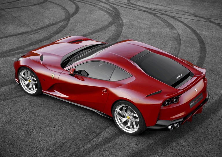 2017 Ferrari 812 Superfast - Free high resolution car images