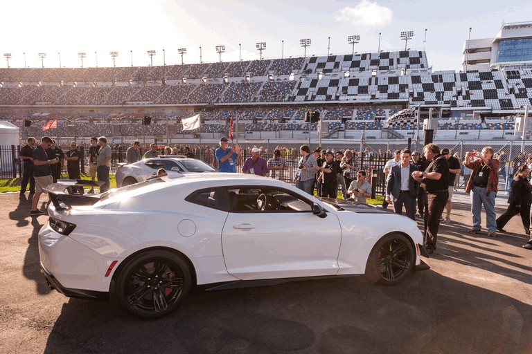 2018 Chevrolet Camaro ZL1 1LE 460420