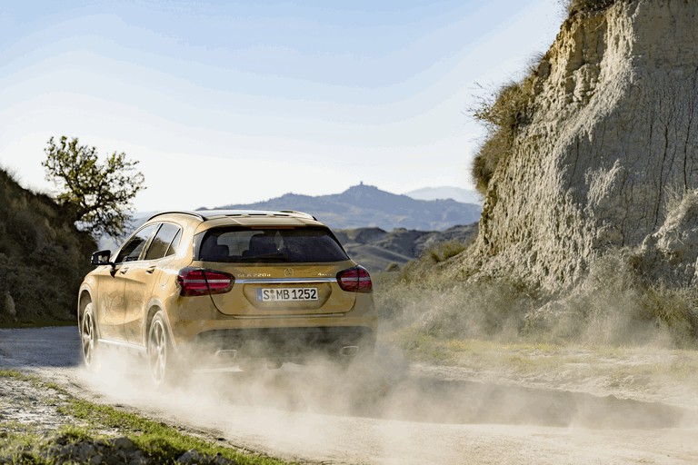 2018 Mercedes-Benz GLA 250 460488