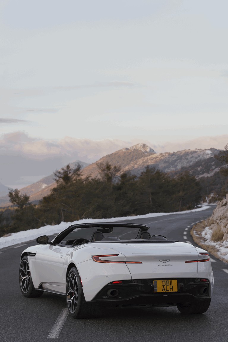 2018 Aston Martin DB11 Volante 493653