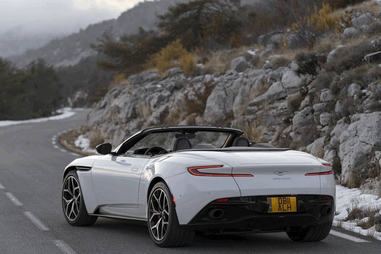 2018 Aston Martin DB11 Volante 493655