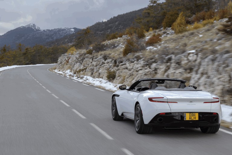 2018 Aston Martin DB11 Volante 493656